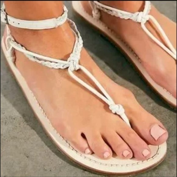 Free People Womens Caroline Cali White Leather Boho Flat Sandals Shoes Sz 40 10 - Picture 2 of 12